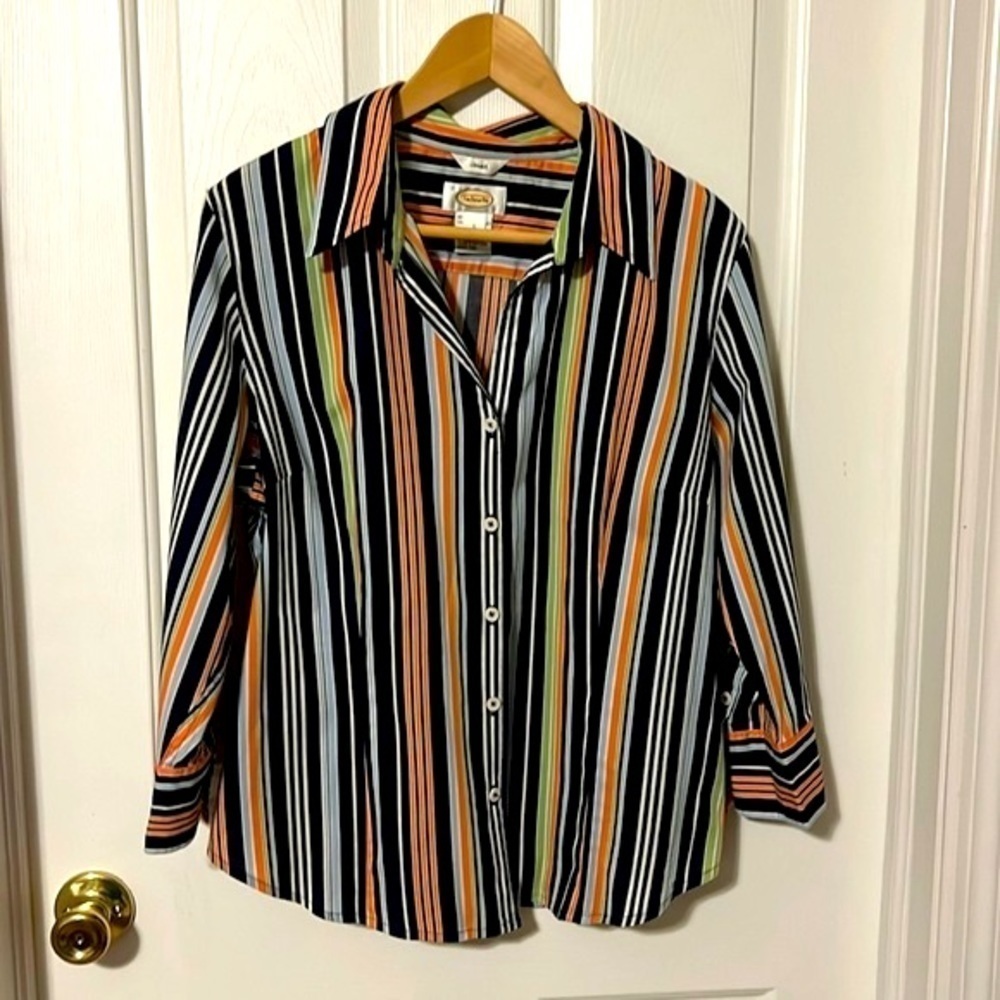 Talbots ladies button up shirt. Striped. Size L.  3/4 sleeves with button cuff